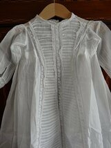 Grace アンティーク フランス 19世紀後半頃　綿ローン ベビー の ロングドレスA (洗礼式のドレス) 着丈74cm ドールにも(^^♪_画像2