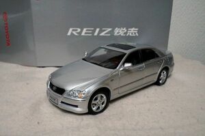 トヨタ REIZ 1/18 ミニカー マークX シルバー