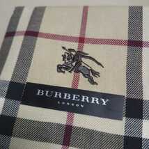 バーバリー BURBERRY ハンカチ バーバリーチェック ノバチェック ベージュ 新品 ハンカチーフ ポケットチーフ スカーフ メンズ レディース_画像2