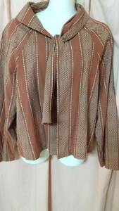 IMAGE St.Elmo light brown group tops M~ large size. person also 