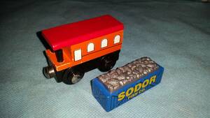  Thomas : пассажирский поезд . машина sodo- остров рыба контейнер 2 шт из дерева серии редкость 2404S/ ok панама 