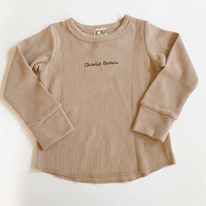 【新品タグ付】アプレレクール　チャーリーブラウン　ワッフルカットソー　100 ベージュ　長袖Tシャツ