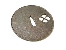 ★★★ 鍔 鐔 鉄 鉄地 花菱透かし 甲冑師写し 桐箱 Tsuba iron ★★★_画像3