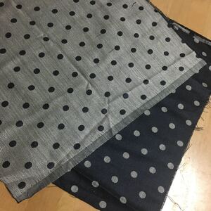 生地 水玉黒グレー 混紡ウール ハギレ 41 x38 縦横 6枚