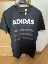 adidas(アディダス)PERFORMANCEロゴ　デザインTシャツ_画像1