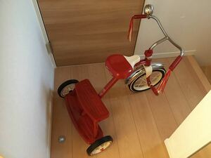 RADIO FRYER ( radio Flyer ) Classic red trike tricycle pick up . possibility 