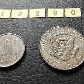 銀貨です 美品（未使用に近い）1968年 ケネディ50セントD刻印 送料無料（12280）シルバー400 USA貨幣 アメリカ ハーフダラーの画像2