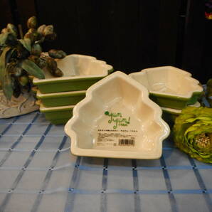 yumyumグラタン皿　プチグラタン皿　ツリー型　グリーン　6個　陶器　雑貨屋　新品