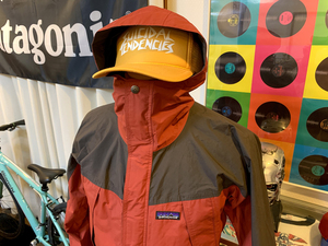 patagonia パタゴニア 00s ストームジャケット Storm JKT 2004年 モデル ビンテージ レッド チャコール 赤 グレー カラー レア サイズ XS