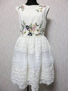  Chesty Chesty. flower embroidery skirt switch One-piece off white 0 north 1725