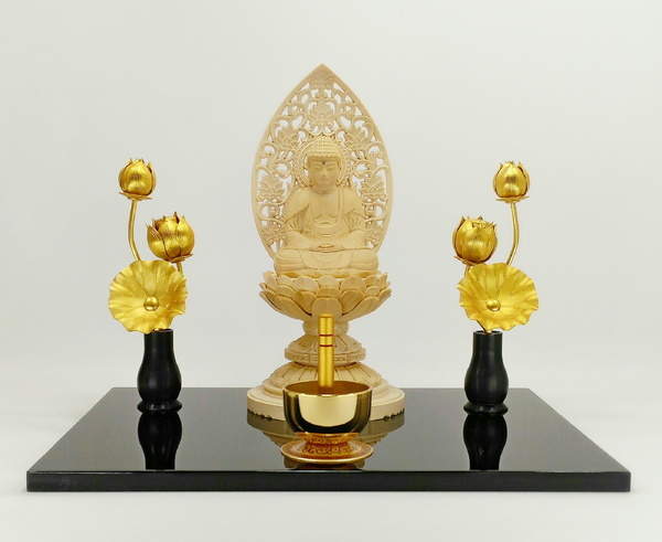 ステージ仏壇【安らぎ】Aセレクション 赤 仏像(丸台座 座釈迦)、華鋲付ミニ常花、豆りん付き