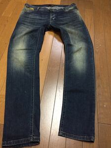 O-2 ZARA MAN デニムパンツ ザラジーンズ　W34 ボトムス　モロッコ製　皮パッチ