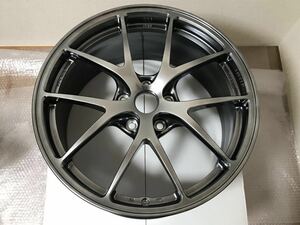 ＢＢＳ ＲＩ－Ａ ８．５Ｊ－１８ ＋４５ ＤＢ 未使用品 ♪ 鍛造 ダークブラック タホNO135