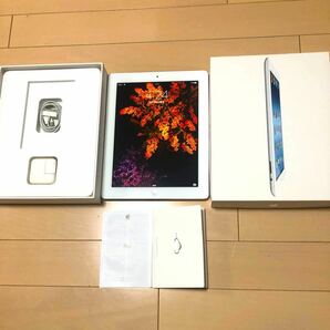 美品外箱付属品有Apple iPad3Wi-Fi+Cellular16GB 完動品