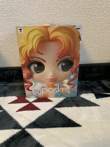 新品 未開封 即決 同梱可　叶姉妹 ファビュラスな　Qposket フィギュア　叶恭子　ブルー　ドレス　未開封　希少2