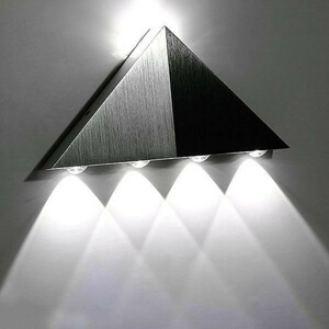 Feimefeiyou DIY led バーマルチカラー 5 ワットランパーダ led アルミボディの三角形ホーム照明照明器具壁燭台（ホワイト）　