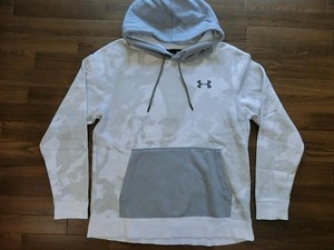 UNDER ARMOUR Under Armor Parker pull over MTR3380 LG USED