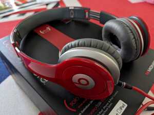 モンスタービッツ Monster beats by dr.dre solo hd 赤