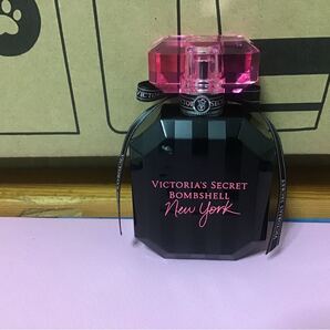 ビクトリアズシークレットボムシェルニューヨーク。Victoria's secret BOMBSHELLNEWYORK。EDP50。