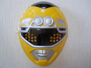  mask Gekisou Sentai CarRanger yellow Racer .....book@... higashi .1996 year ~1997 year special effects super Squadron Series ...