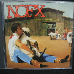 ●送料無料●中古CD ● NOFX / HEAVY PETTING ZOOの画像1