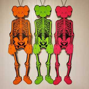 OriginalFake KAWS HALLOWEEN SKELETON ORNAMENT 2007年 3色セット 50cm カウズ オリジナルフェイク オーナメント タペストリー MEDICOM