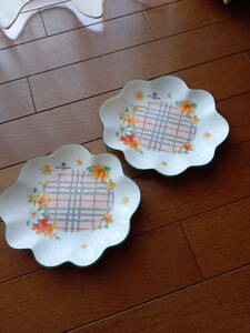 ☆ LUIGI VALENTINO お花のお皿☆2枚 洋食器 金彩 ルイージ バレンチノ 