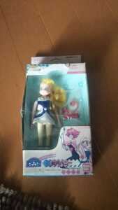  dead stock unused Bandai Dream pocket Cutie Honey . month honey figure doll put on . change doll 