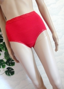 03501021 [ Wacoal ]*** can charm ~!** correction * woman *Dear Hip* shorts girdle / red M