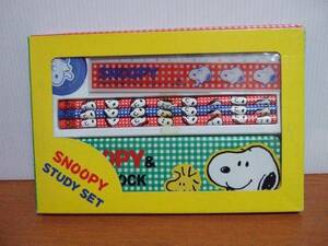  Snoopy Peanuts жестяная банка пенал линейка кисть коробка комплект не использовался 
