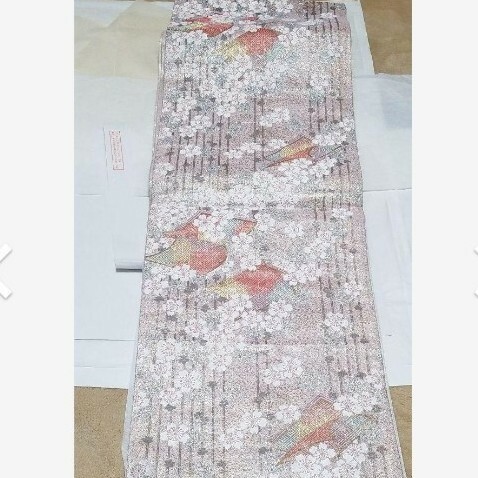 新品未使用振り袖用桜がらの美しい袋帯です
