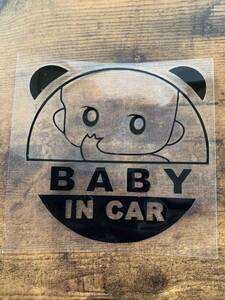 BABY IN CAR　車　窓ガラス　エンブレム　カスタム　かわいい　黒　ステッカー1枚