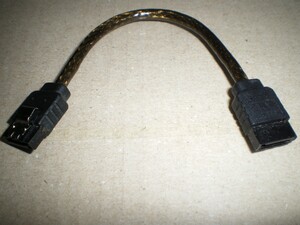 SATA ラウンドケーブル (10cm) 1本