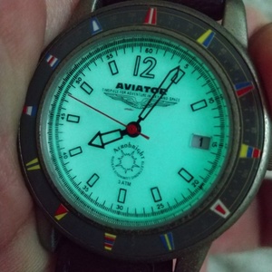 AVIATOR light attaching wristwatch 