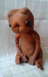 昭和レトロ 1982年 当時物 希少 黒目 E.T. フィギュア 合成皮革？イーティー SF ファンタジー アメリカ映画 約25cm KAMAR ジャンク品 