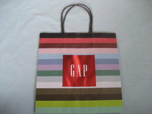 GAP ギャップ　紙袋　ショッパー