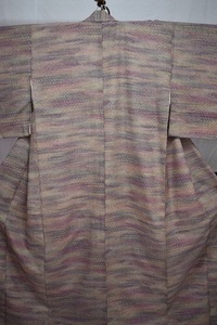  ребенок кимоно девочка натуральный шелк . мелкий рисунок широкий воротник длина 148cm б/у kizg3*..*