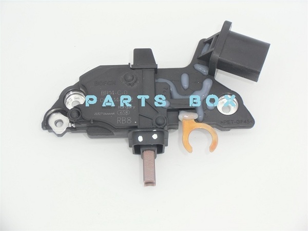 080-62N ベンツ W211 E320CDi W203 C200CDi ボッシュ オルタネーター ダイナモ IC レギュレター ボッシュ製 新品 A0131540002 A0141540702