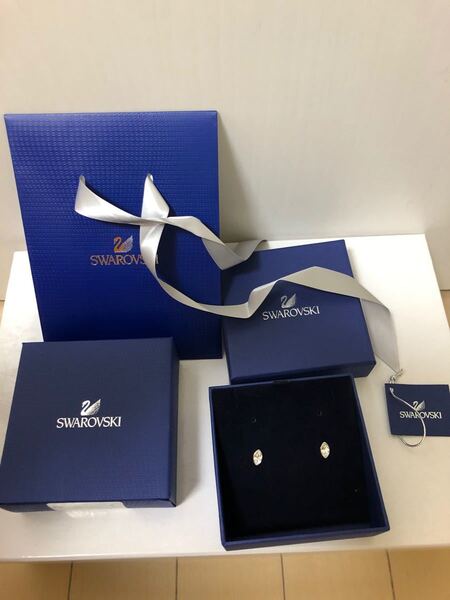 【新品未使用】SWAROVSKI スワロフスキー ピアス