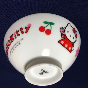 ＊レトロ＊激レア希少品　サンリオ1996年製　ハローキティ 陶器　子ども茶碗 当時物