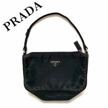 【送料無料】PRADA プラダ ミニバッグ ハンドバッグ　ナイロン素材　プレート　ブラック　黒　ワンハンド レディース_画像1