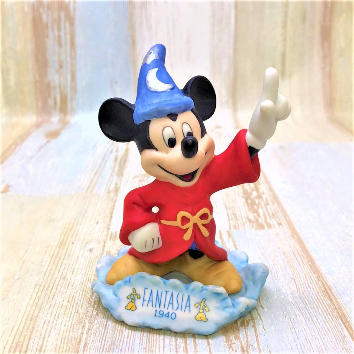 定番の中古商品 希少 新品未使用 ディズニー ミッキーファンタジア ガラスフィギュア Wdw キャラクターグッズ