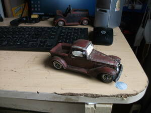 * prompt decision * art goods Old car truck car ornament *