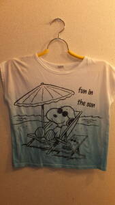 ★PENUTS★Ladies tops Snoopy Size 140 size S　スヌーピーレディーストップス半袖　サイズS程度　身幅約47Cm　USED IN JAPAN