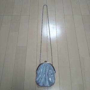 * silver bag size approximately width 14× length 16cm*