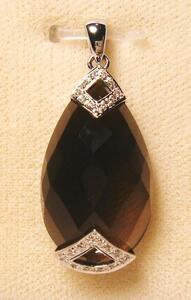 PE667:K18WG smoked quarts ( smoke crystal ) diamond pendant 