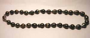 PL103:SV Tahiti black pearl necklace 