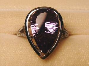 R718: K18WG Amethyst Diamond Ring (#13)