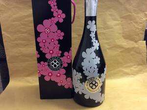 限定シャンパーニュ インフィニット・エイト キュヴェ・ブロッサム ブリュット 750ml 専用箱入新品 送料無料