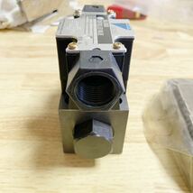 Daikin ダイキン　ソレノイドバルブ　solenoid valve KSO-G02-3AP-30-N-H3 24v DC_画像5